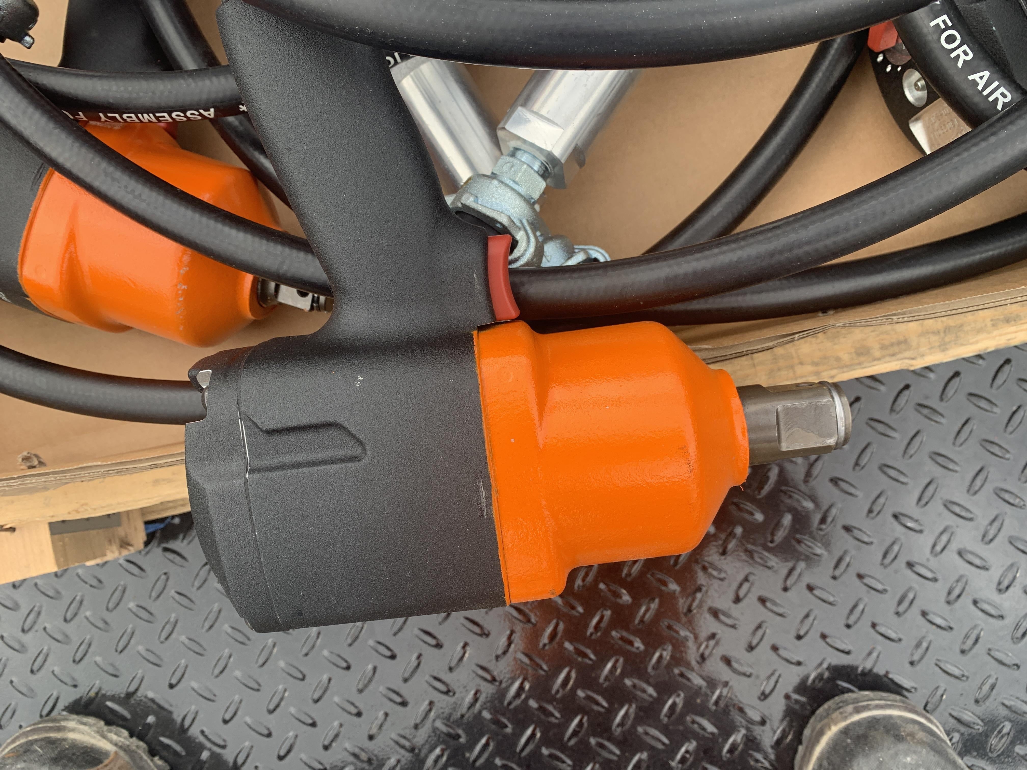 2020 MICHIGAN PNEUMATIC 750SS
