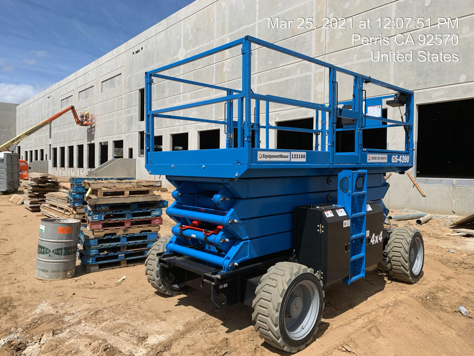 2020 GENIE GS-4390 RT