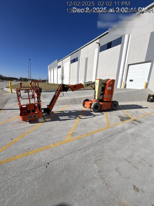 2019 JLG E300AJP
