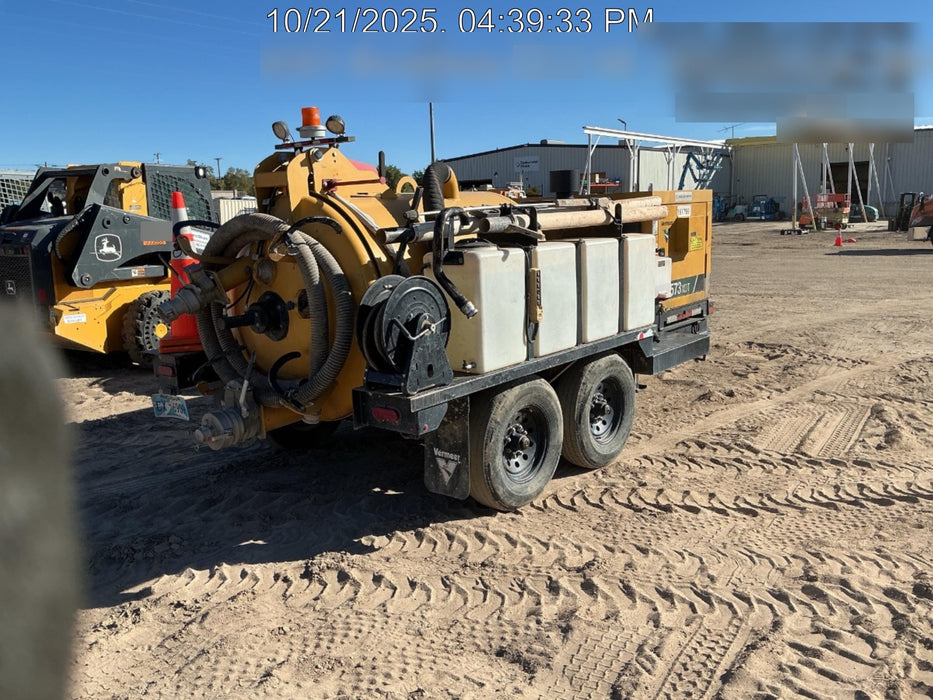 2021 Vac-Tron LP573XDT T4 Koehler Diesel Engine, 500 Gallon Debris Tank, x2 100 Gallon Water Tanks