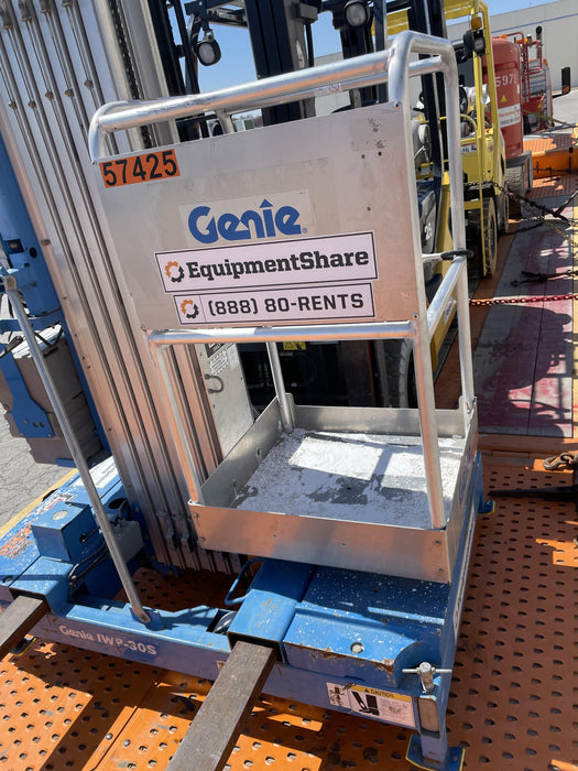 2008 GENIE IWP-30S