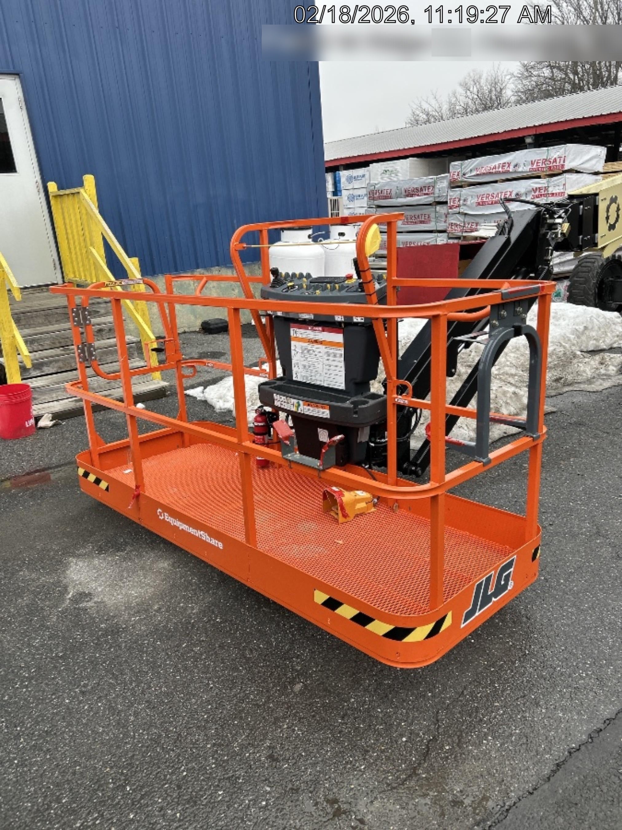 2025 JLG 660SJ