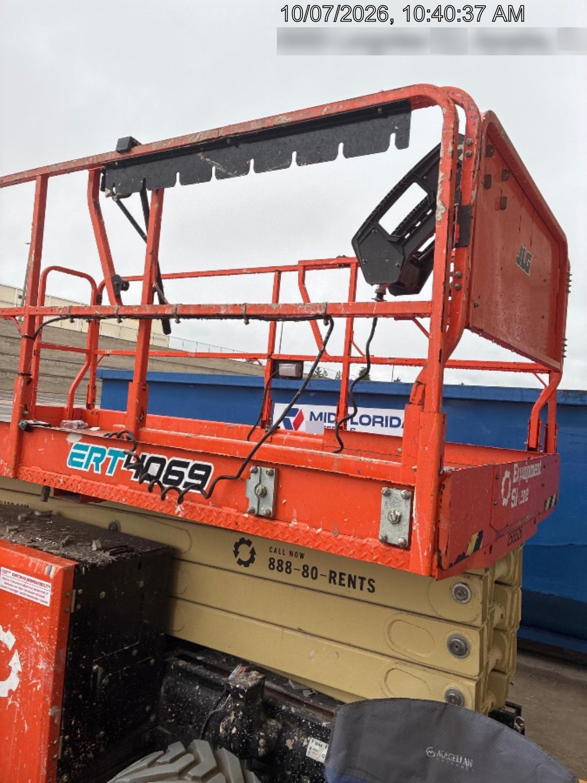 2022 JLG ERT4069