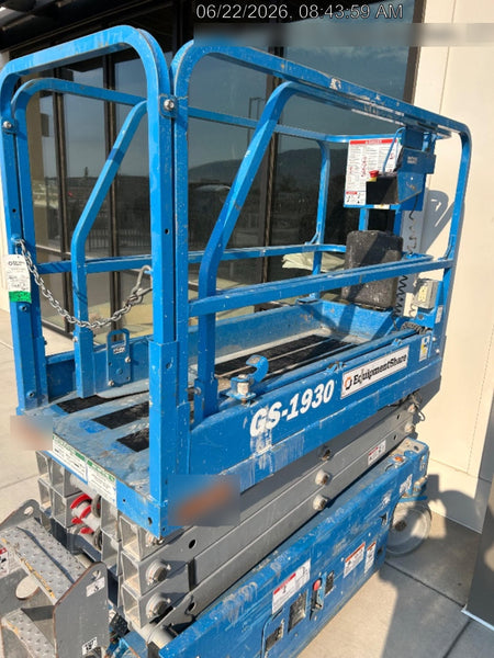 2019 Genie GS-1930 Fixed rails with chain Entry