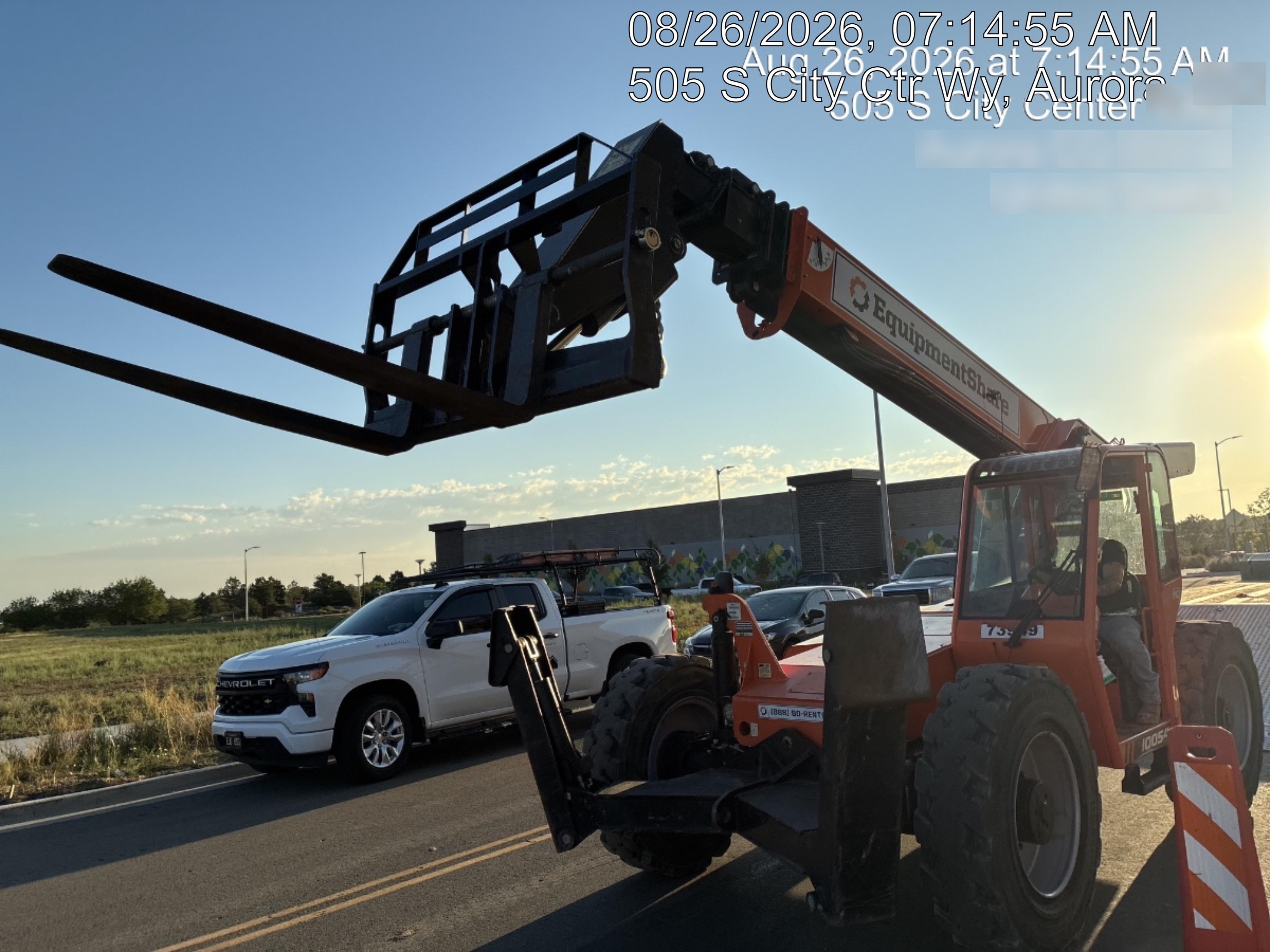 2020 Skytrak 10054 Cab/Heat/Air, Solid Tires, Work Lights, Beacon, Aux Hydraulics, Back up Alarm, Lifting Eye, ES Decals