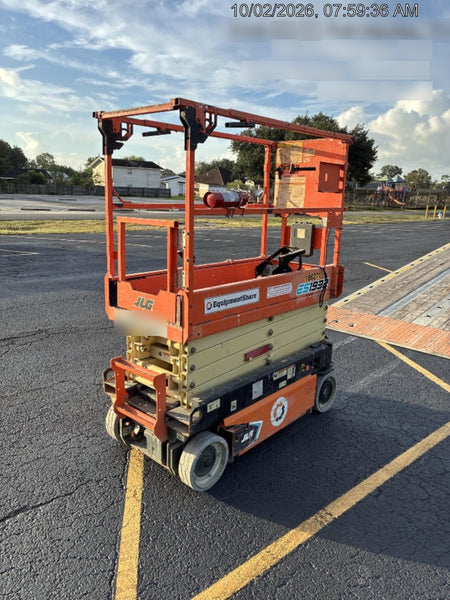 2021 JLG ES1932