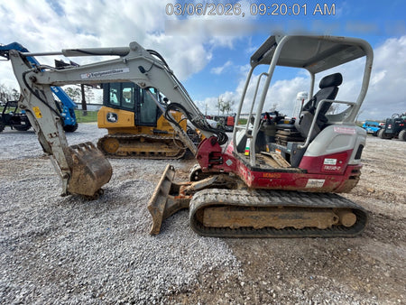 2021 TAKEUCHI TB250-2