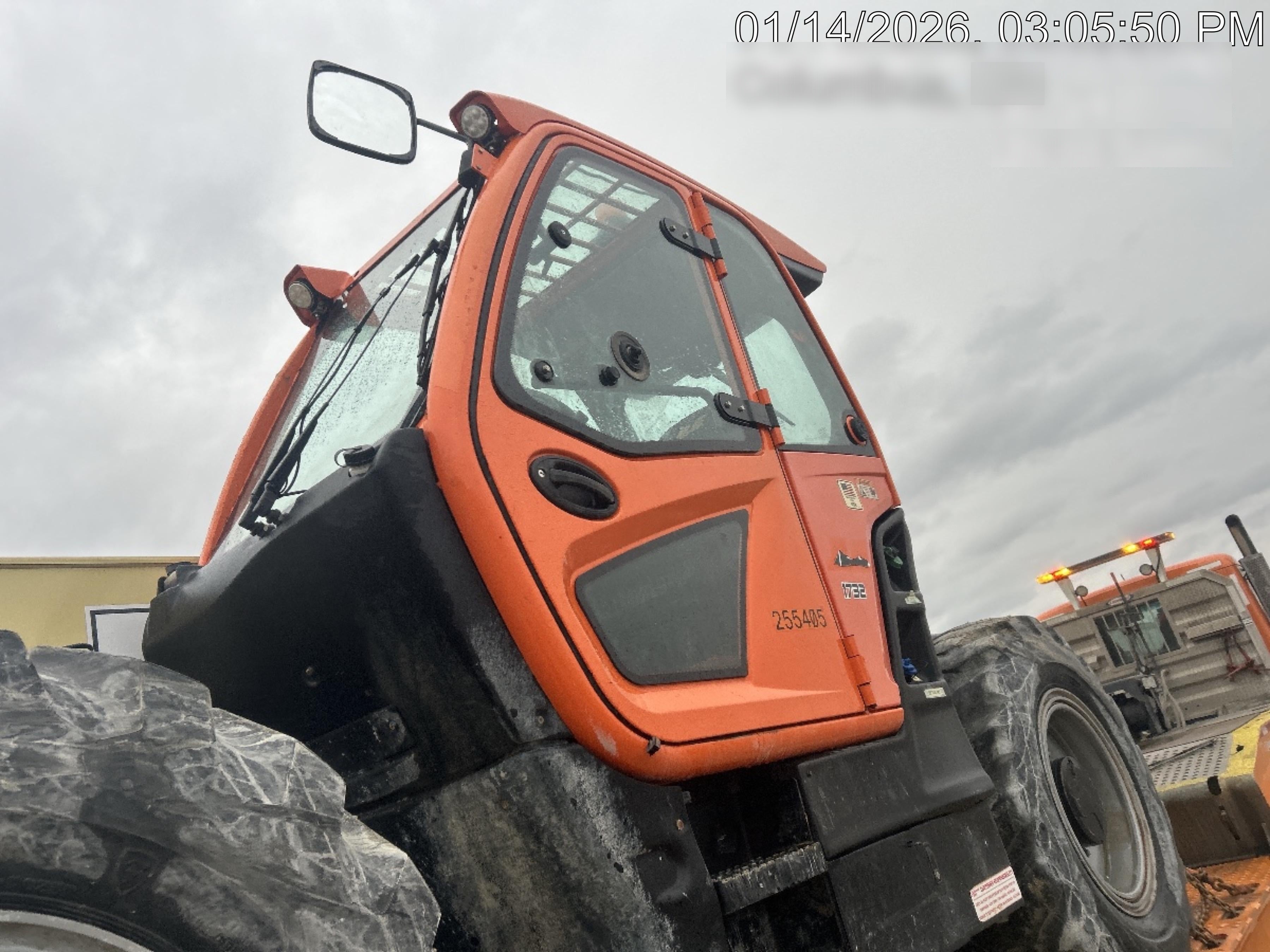 2022 JLG 1732
