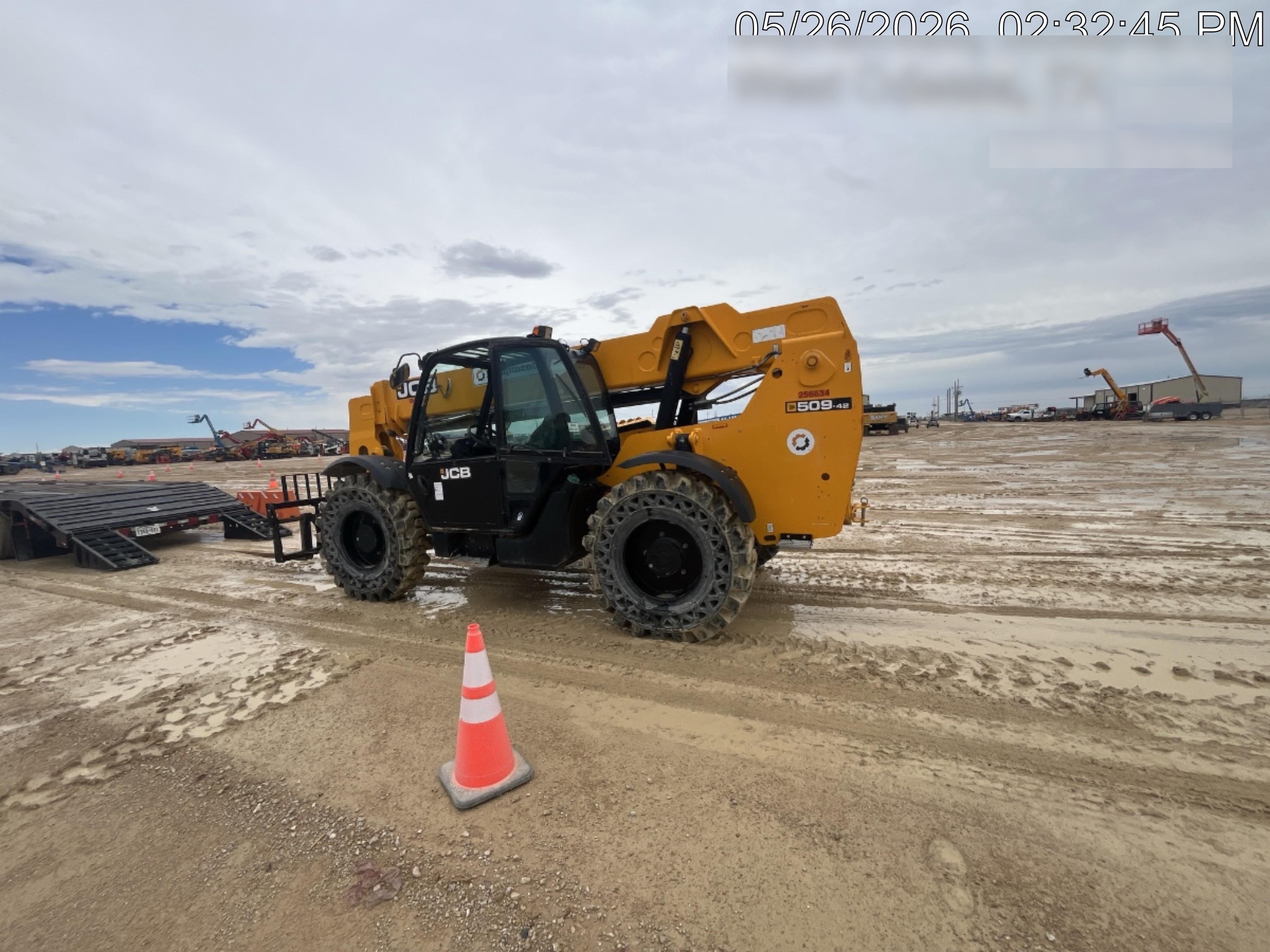 2022 JCB 509-42