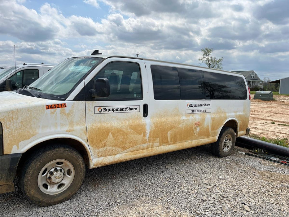 2023 CHEVROLET Express Van - Rental