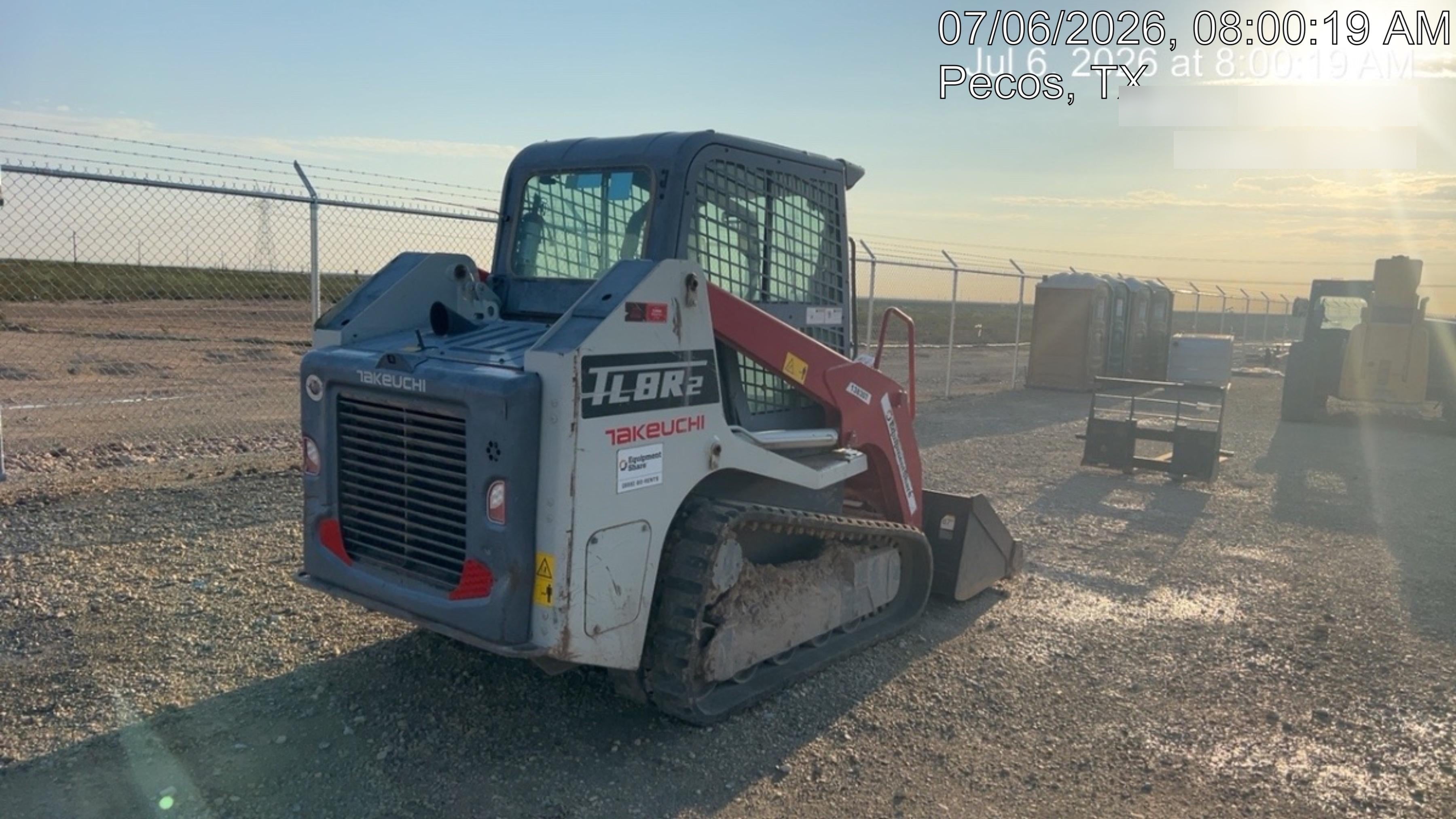 2021 TAKEUCHI TL8R2-CR