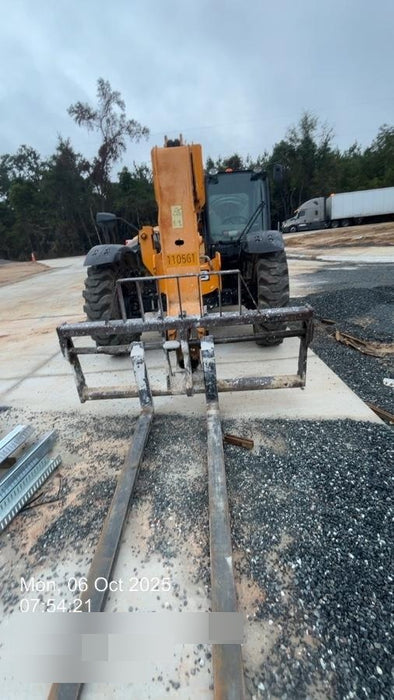 2020 JCB 509-42 Cab/Heat/Air, Solid Tires, Work Lights, Beacon, Aux Hydraulics, Back up Alarm, Lifting Eye, ES Decals