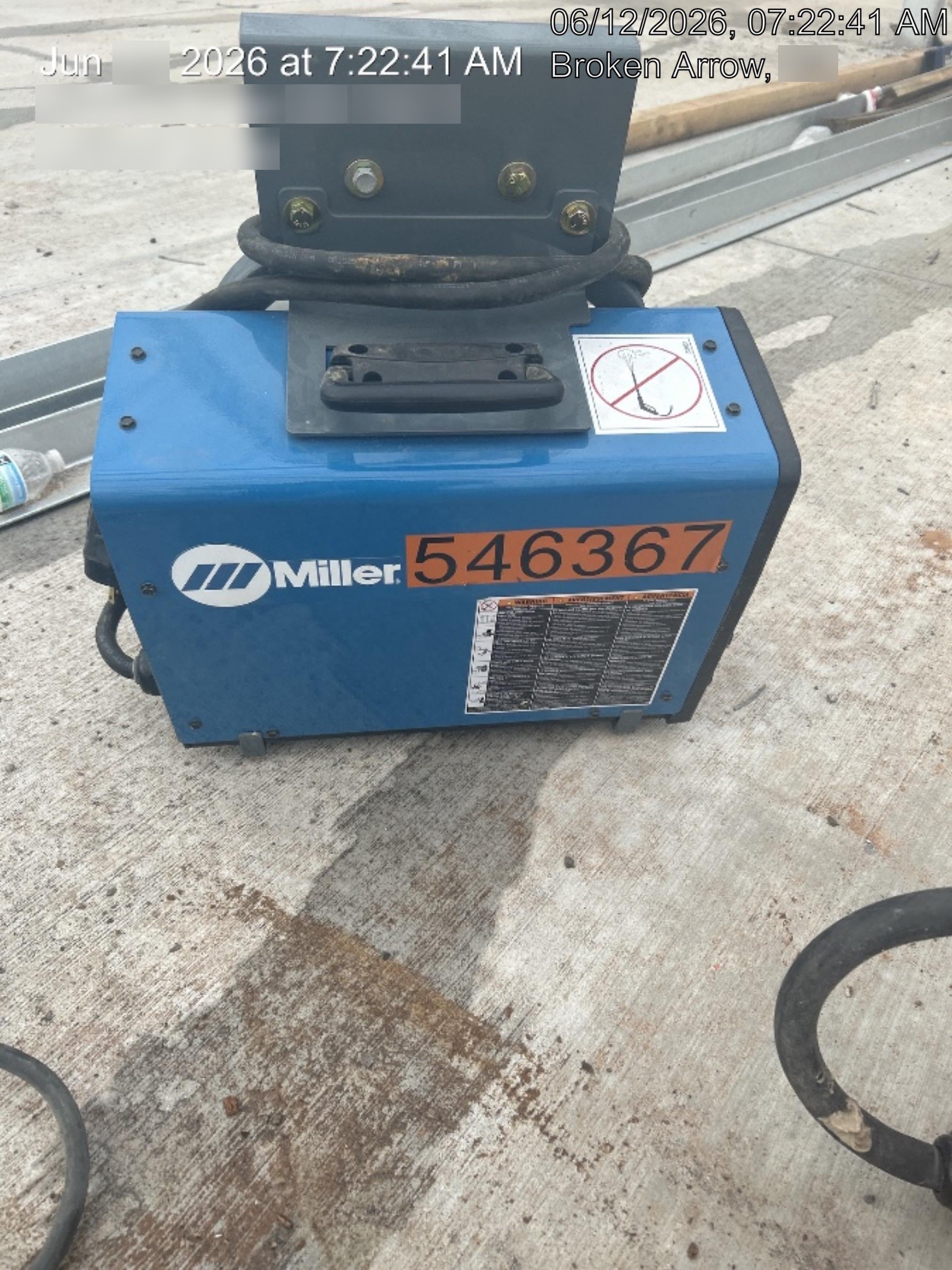 2025 MILLER ELECTRIC CST-282
