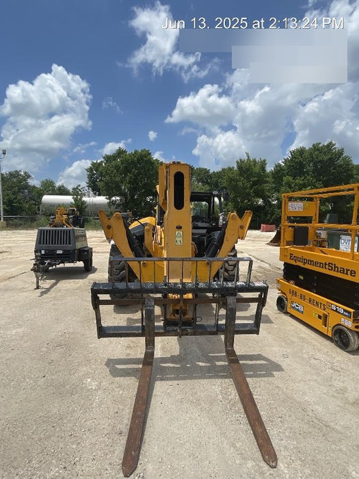 2019 JCB 510-56 Open ROPS, 74 HP, Solid Tires, Worklights, Beacon, Aux Hydraulics, Lifting Eye 72" Carriage/60" Forks