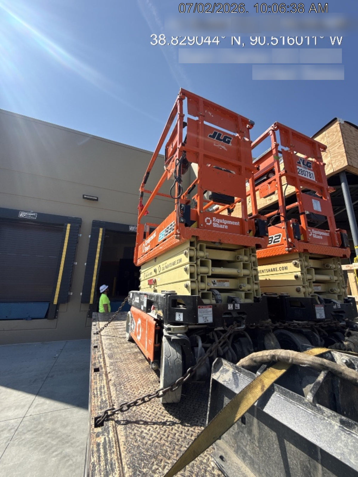 2023 JLG ES1932