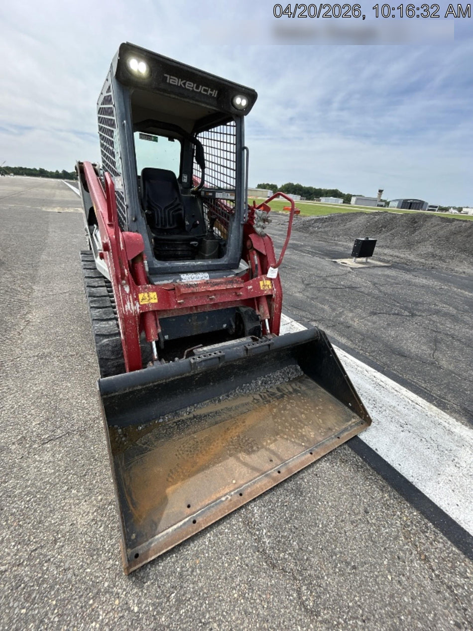 2022 TAKEUCHI TL8R2-R