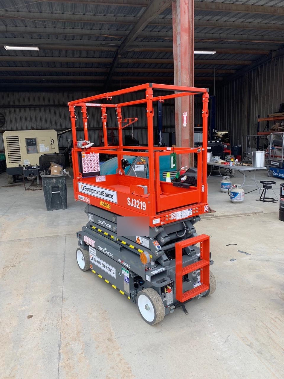 2021 SKYJACK SJ3219