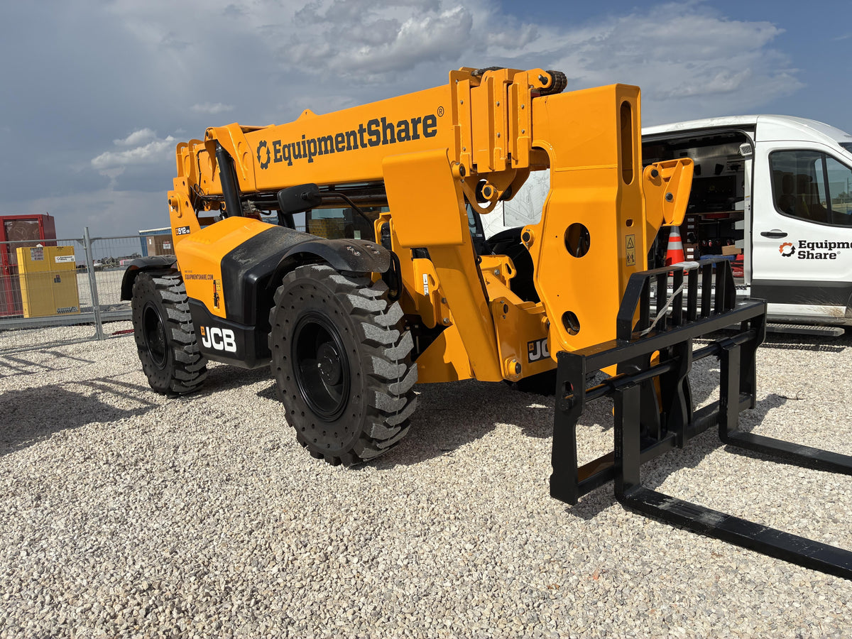 2026 JCB 512-56