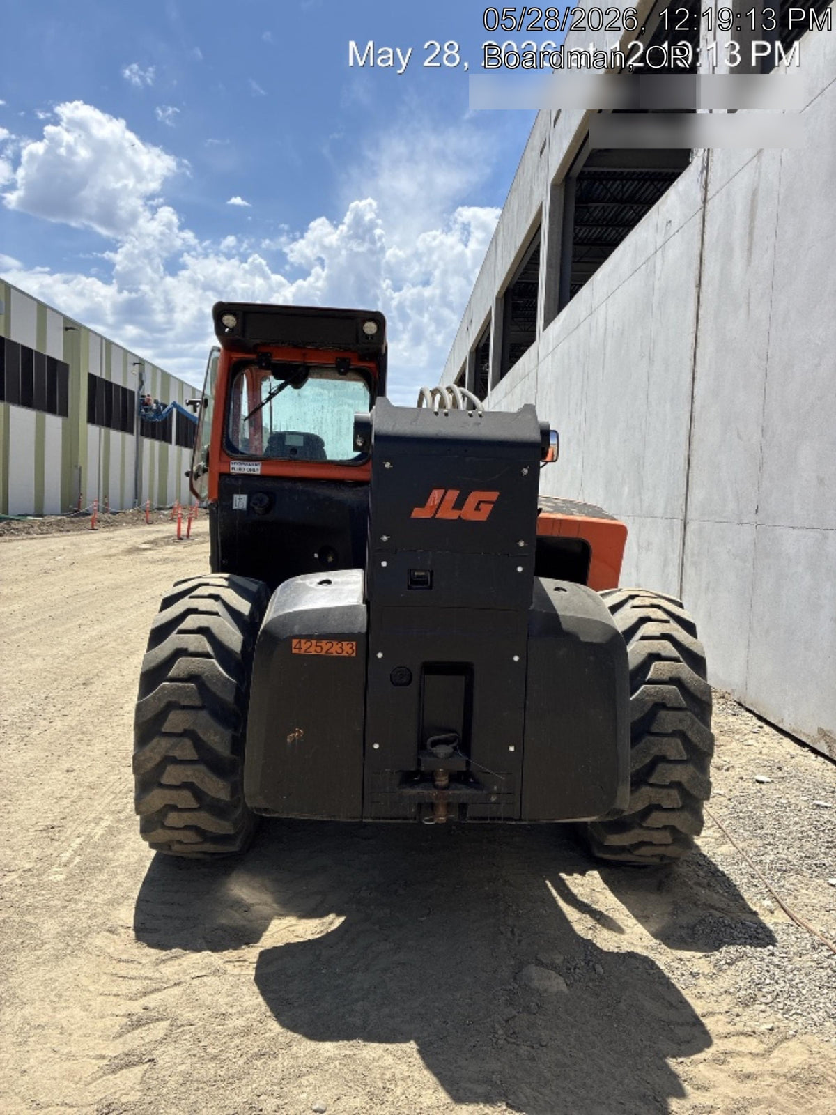 2024 JLG 1732