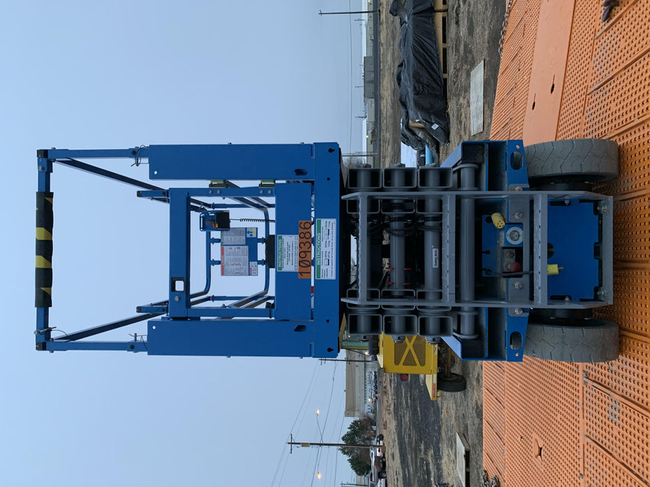 2020 Genie GS-2632 Solid NM Tires, Folding Rails with Half-Height Swing Gate, Beacon, 800W Invertor