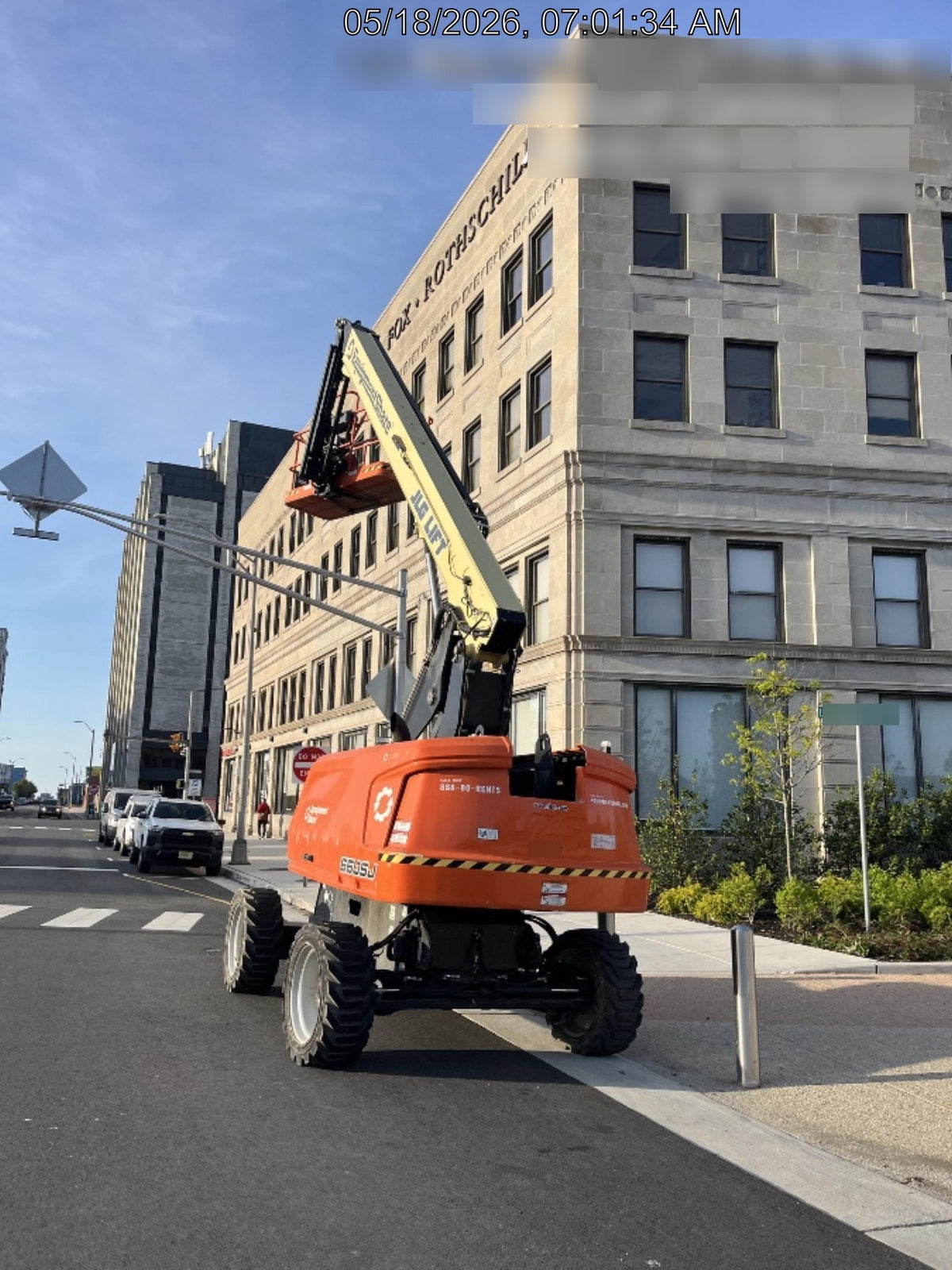 2025 JLG 660SJ