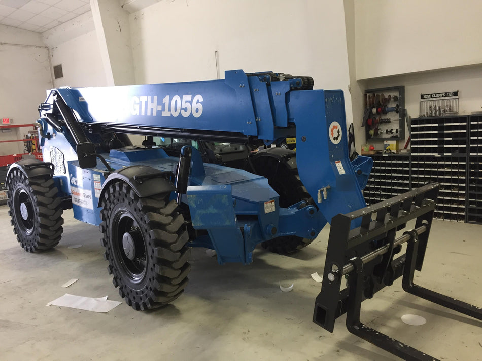 2018 GENIE GTH-1056