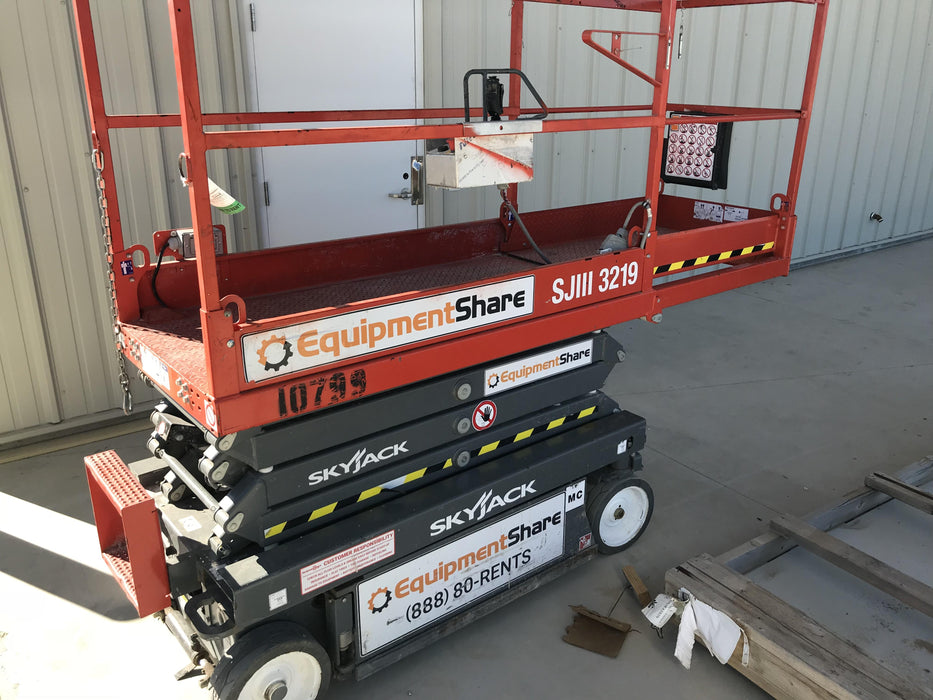 2018 SKYJACK SJIII-3219