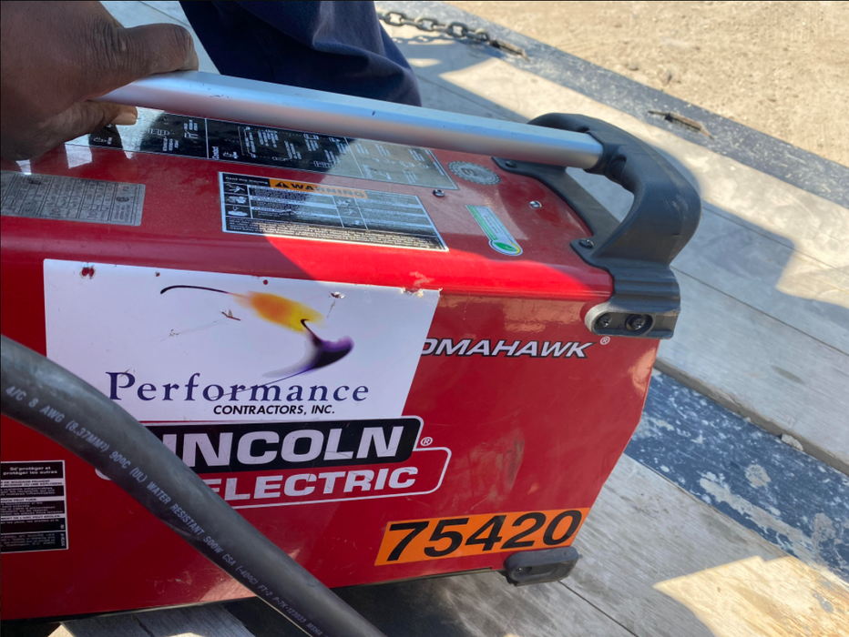 2020 LINCOLN ELECTRIC TOMAHAWK 1000