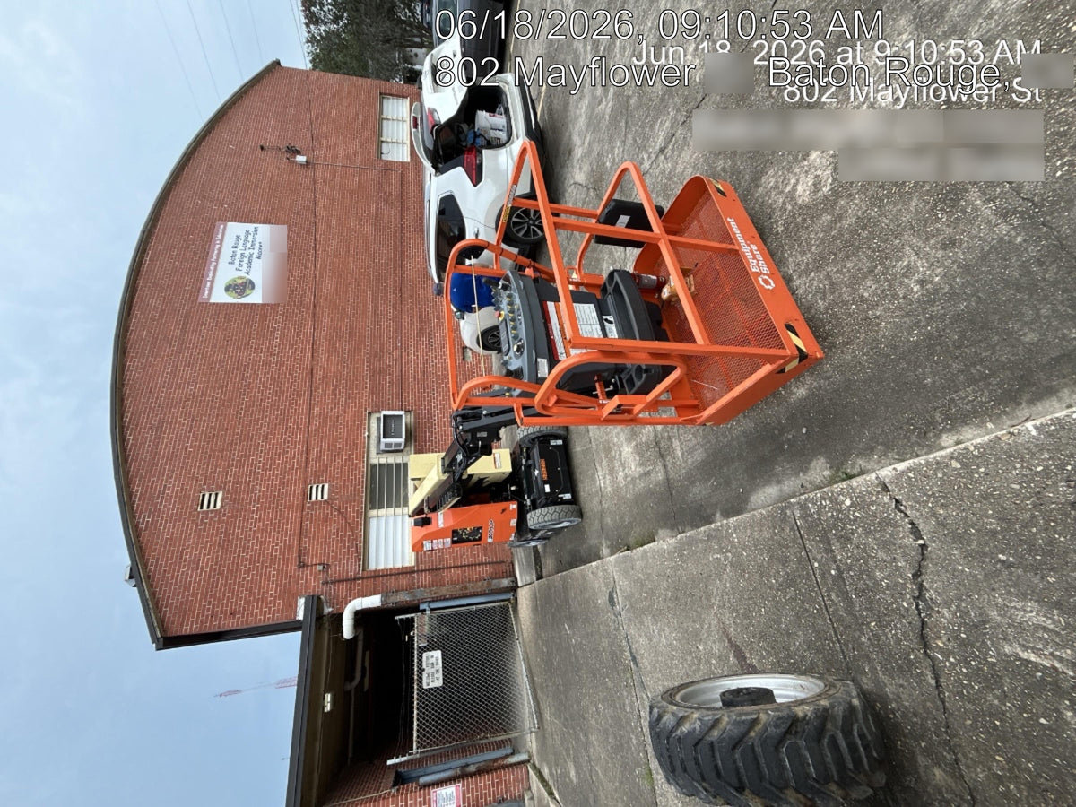 2025 JLG E300AJP