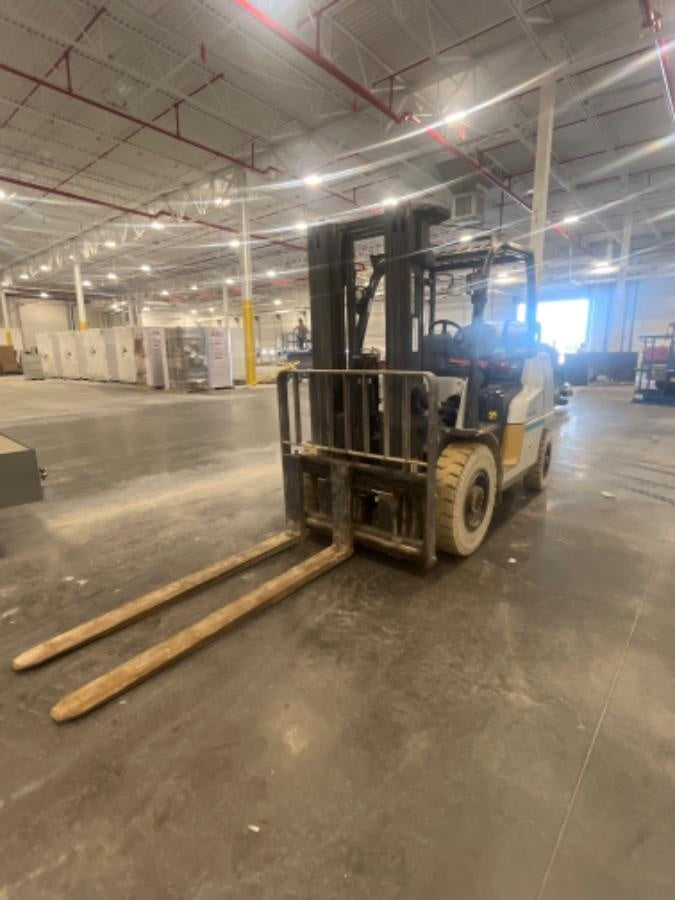 2022 UNICARRIER PF80N