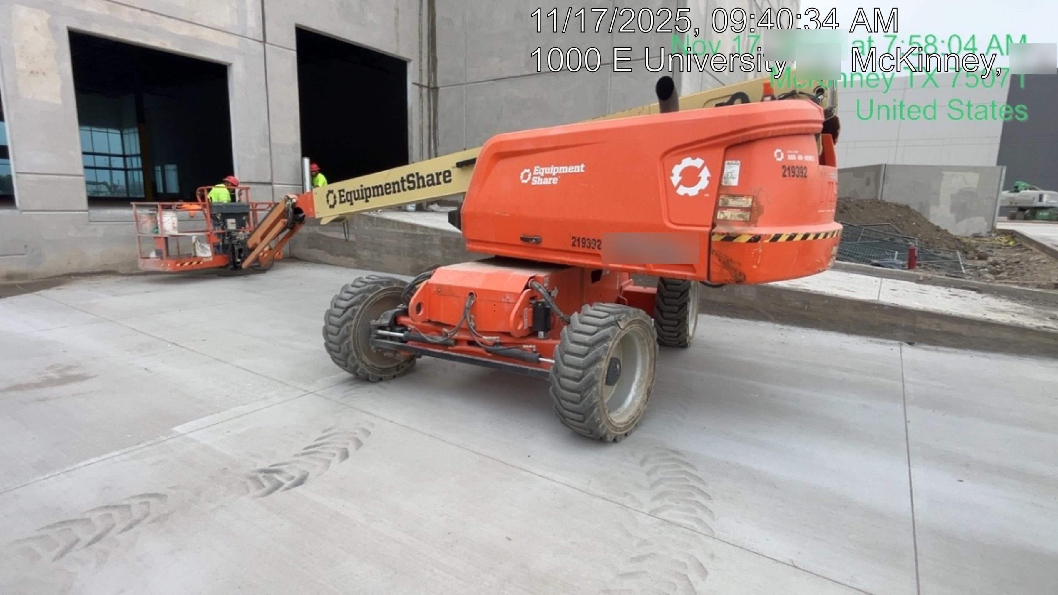 2022 JLG 660SJ
