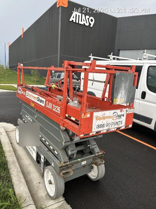 2018 Skyjack SJIII-3226 Skyjack SJIII3226 Scissor Lift w/Trojan Batteries