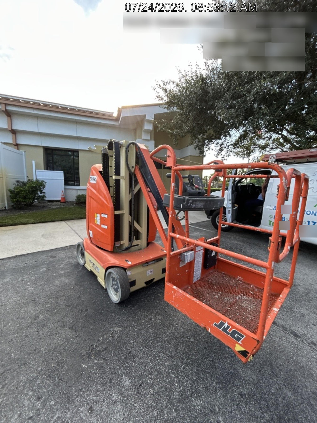2022 JLG 26E