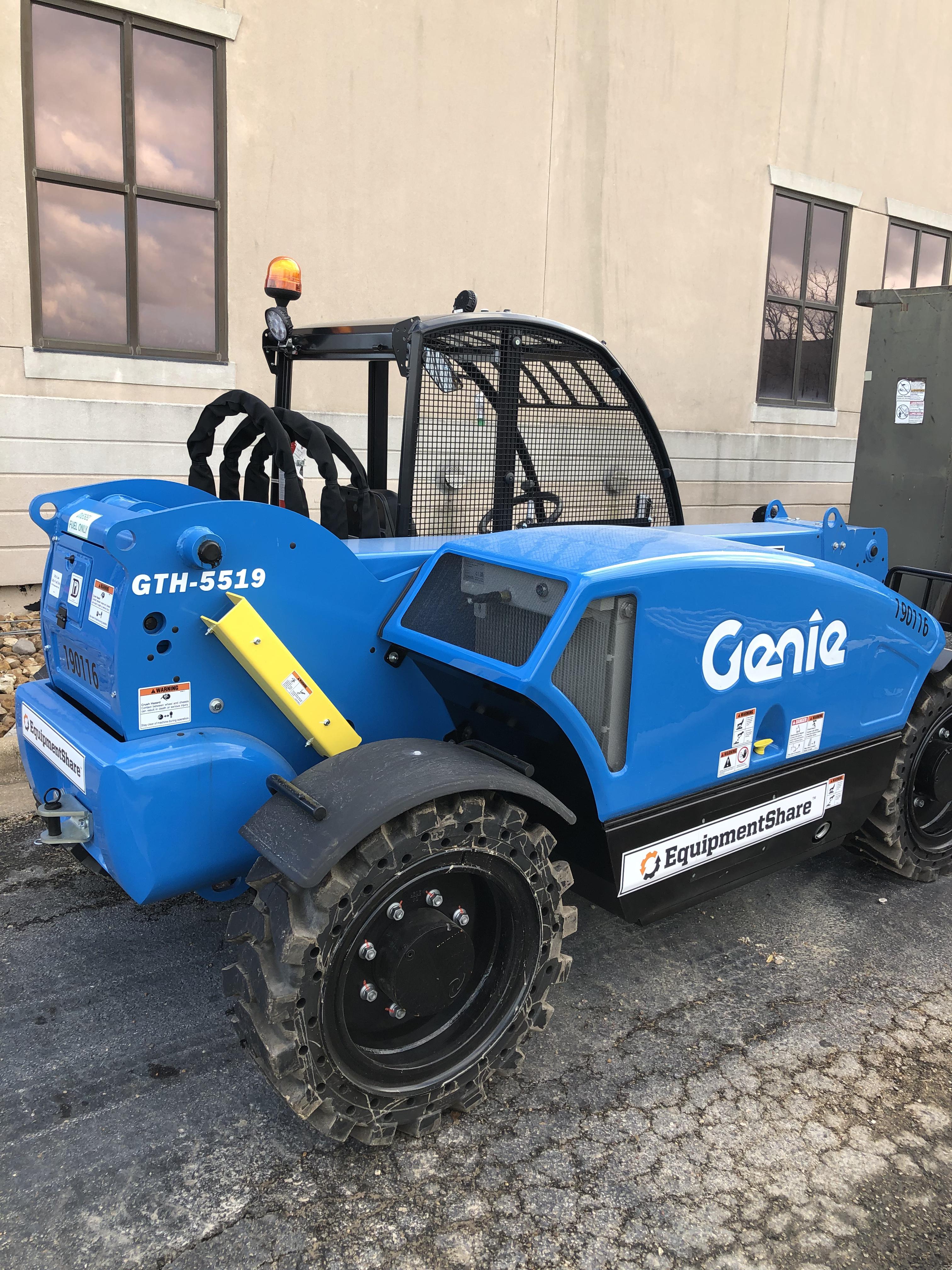 2021 GENIE GTH-5519