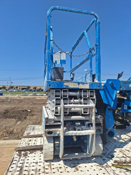 2019 Genie GS-1930 Fixed Rails with Chain Entry