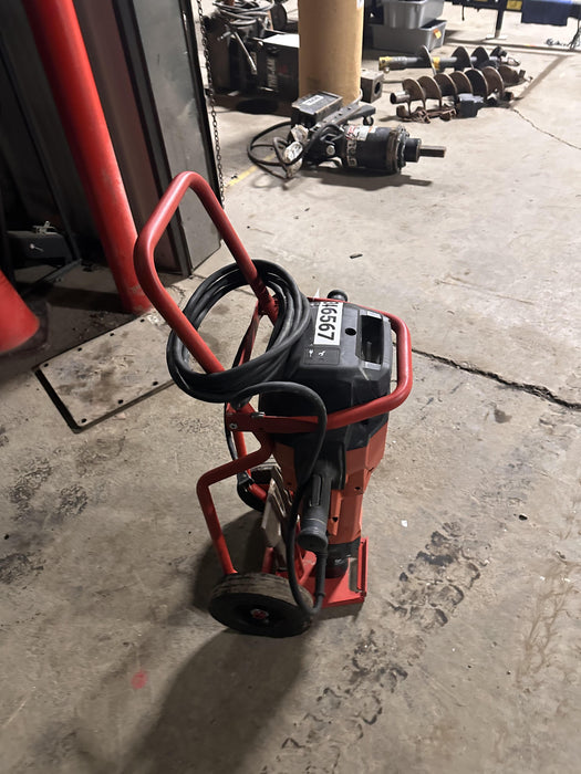 2023 HILTI TE 3000-AVR