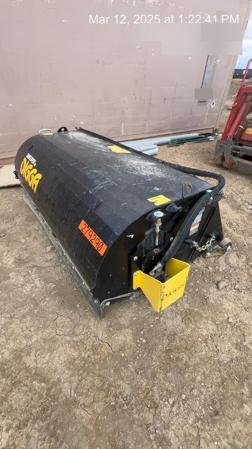 2022 DIGGA BR-002008