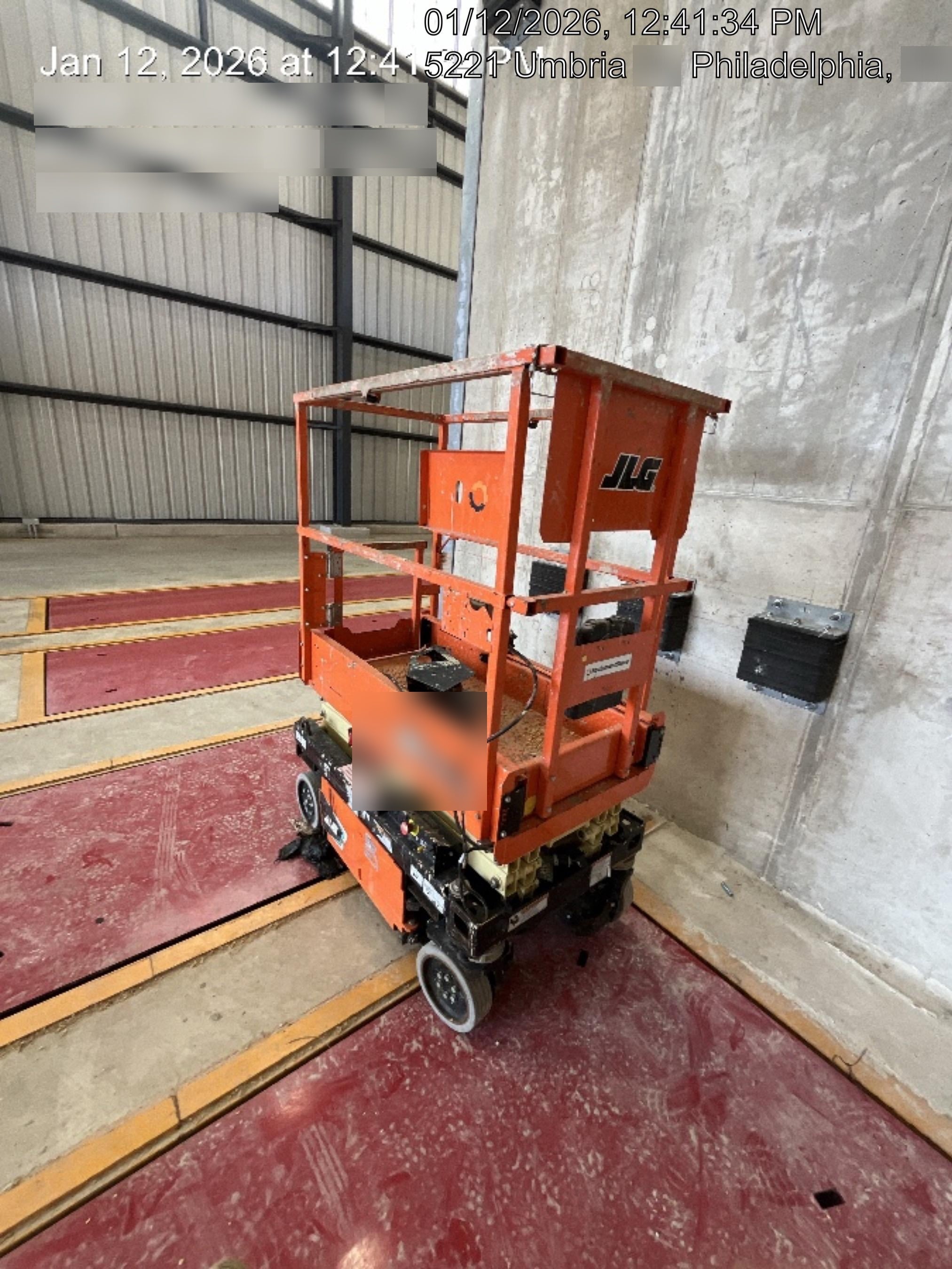 2022 JLG ES1330L