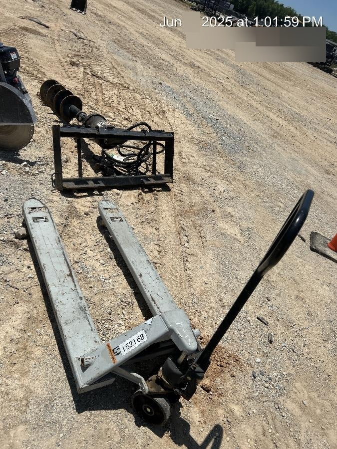 2021 STRONGWAY 5500 lb Pallet Jack