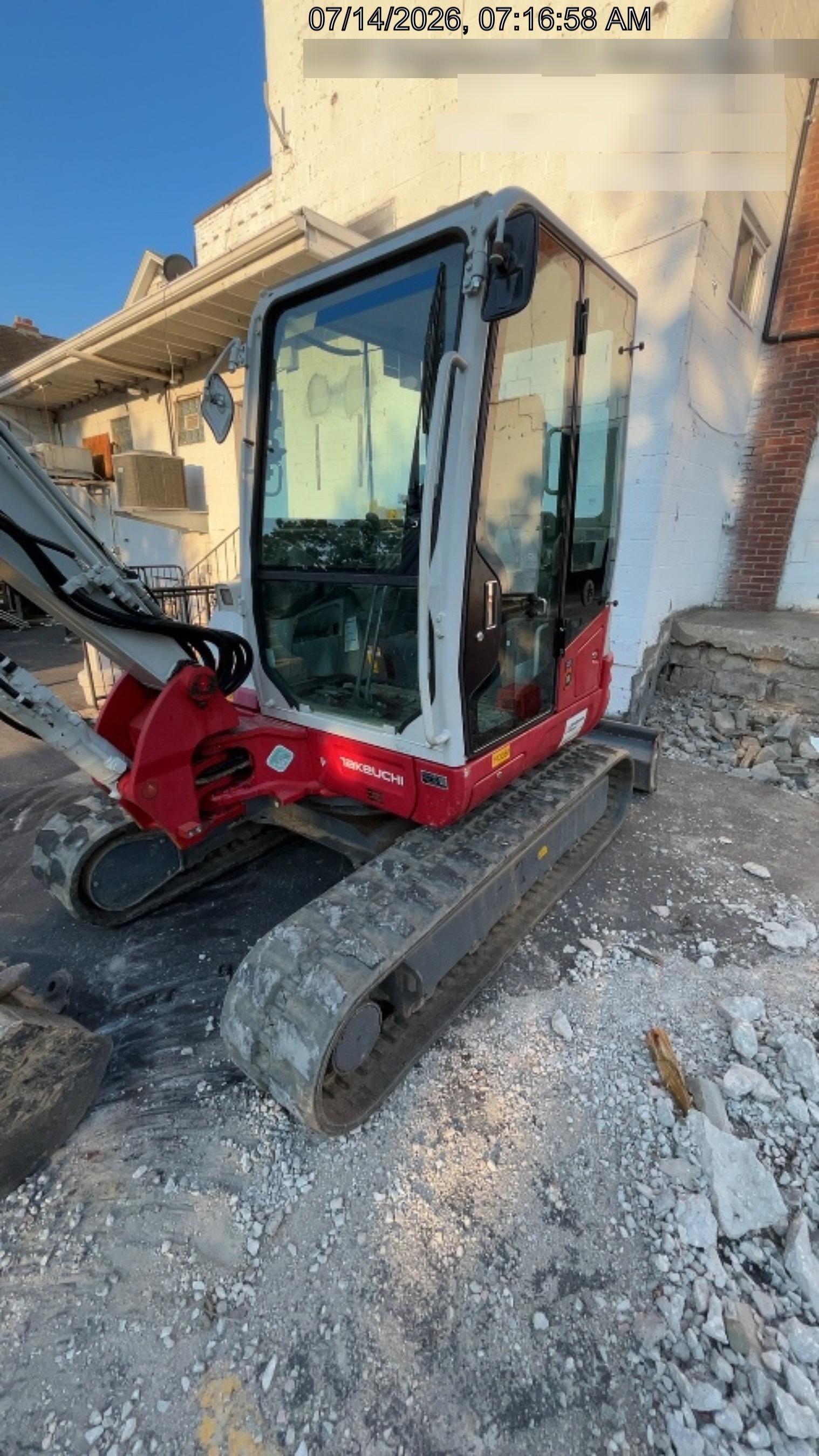 2021 TAKEUCHI TB250-2C