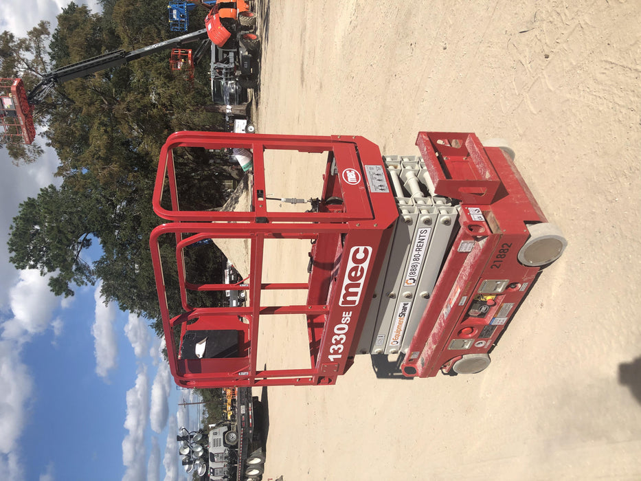 2019 MEC 1330SE MEC 1330SE w/ES Track Hardware, Full Extended 2 Year Warranty