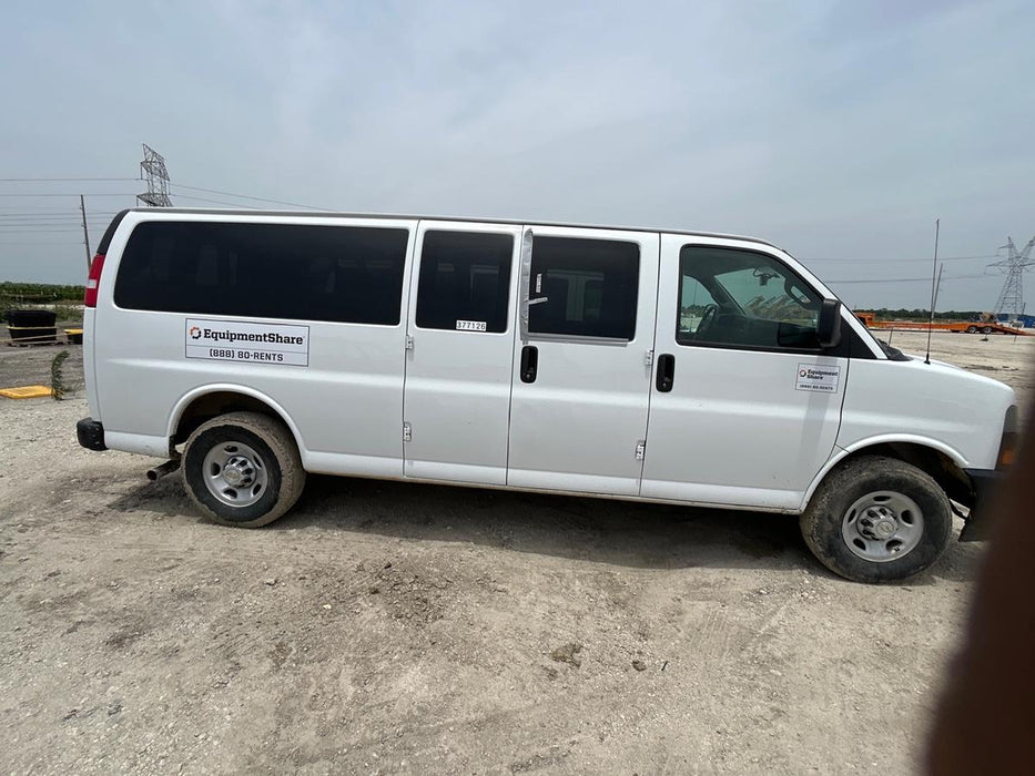 2023 CHEVROLET Express Van - Rental