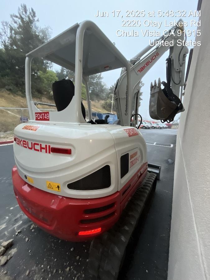 2025 TAKEUCHI TB235-2R