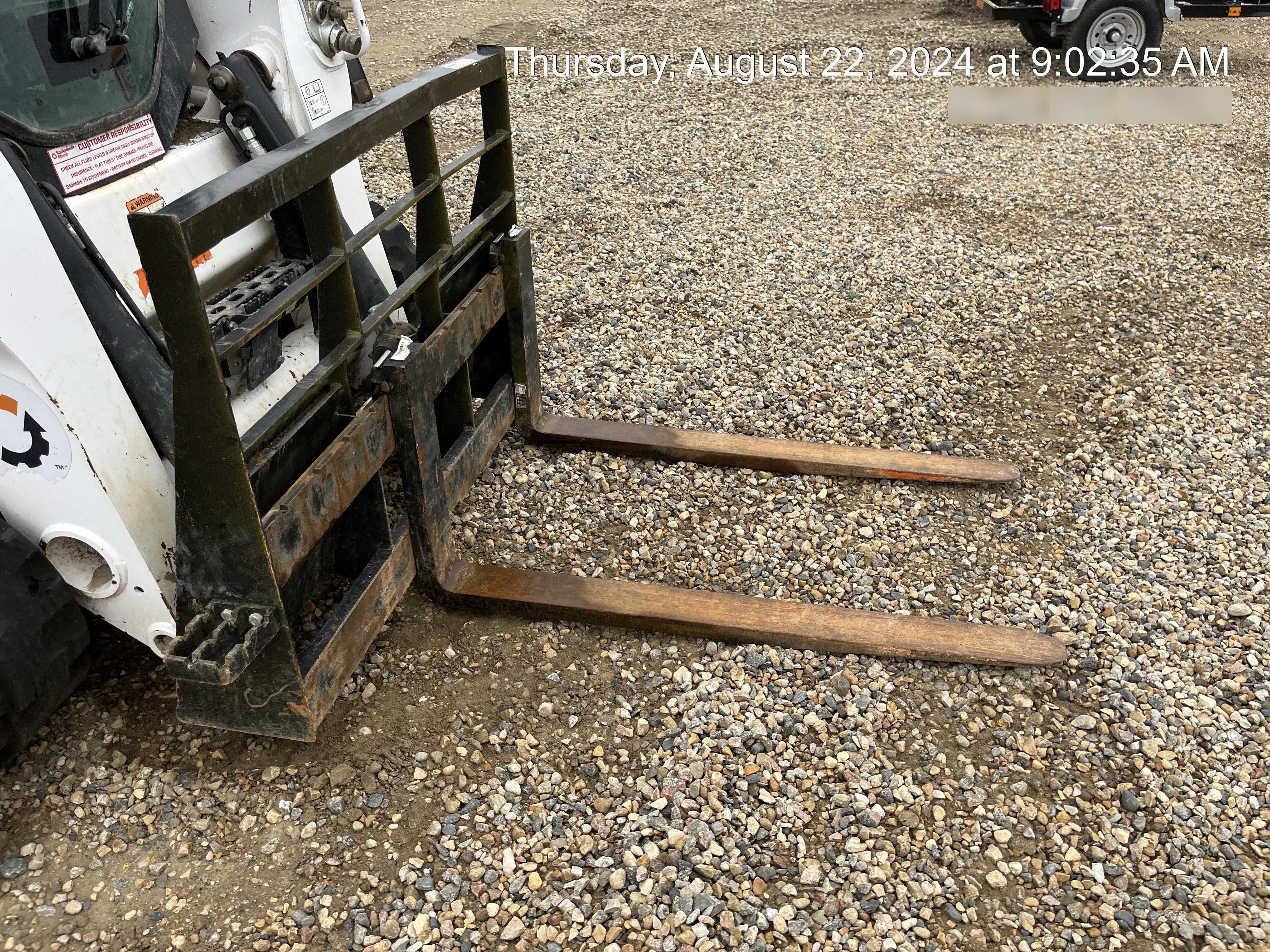2022 ARROW MATERIAL HANDLING 48" Pallet Forks - Arrow