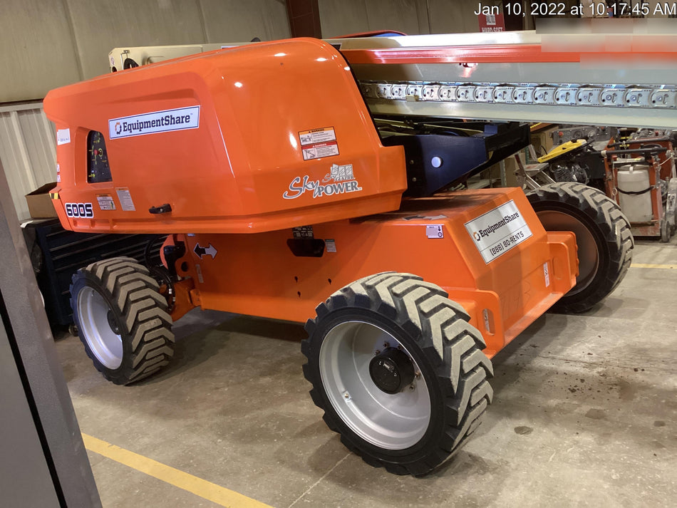 2021 JLG 600S