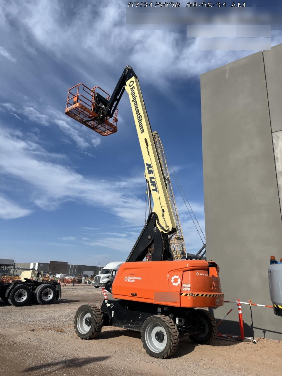 2023 JLG 660SJ