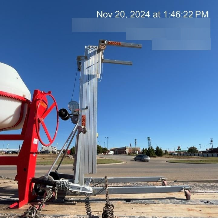 2023 GENIE SLC-24