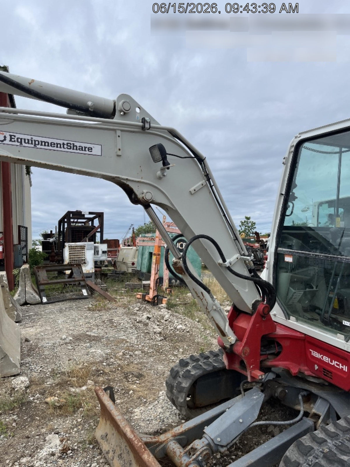2021 TAKEUCHI TB235-2CR