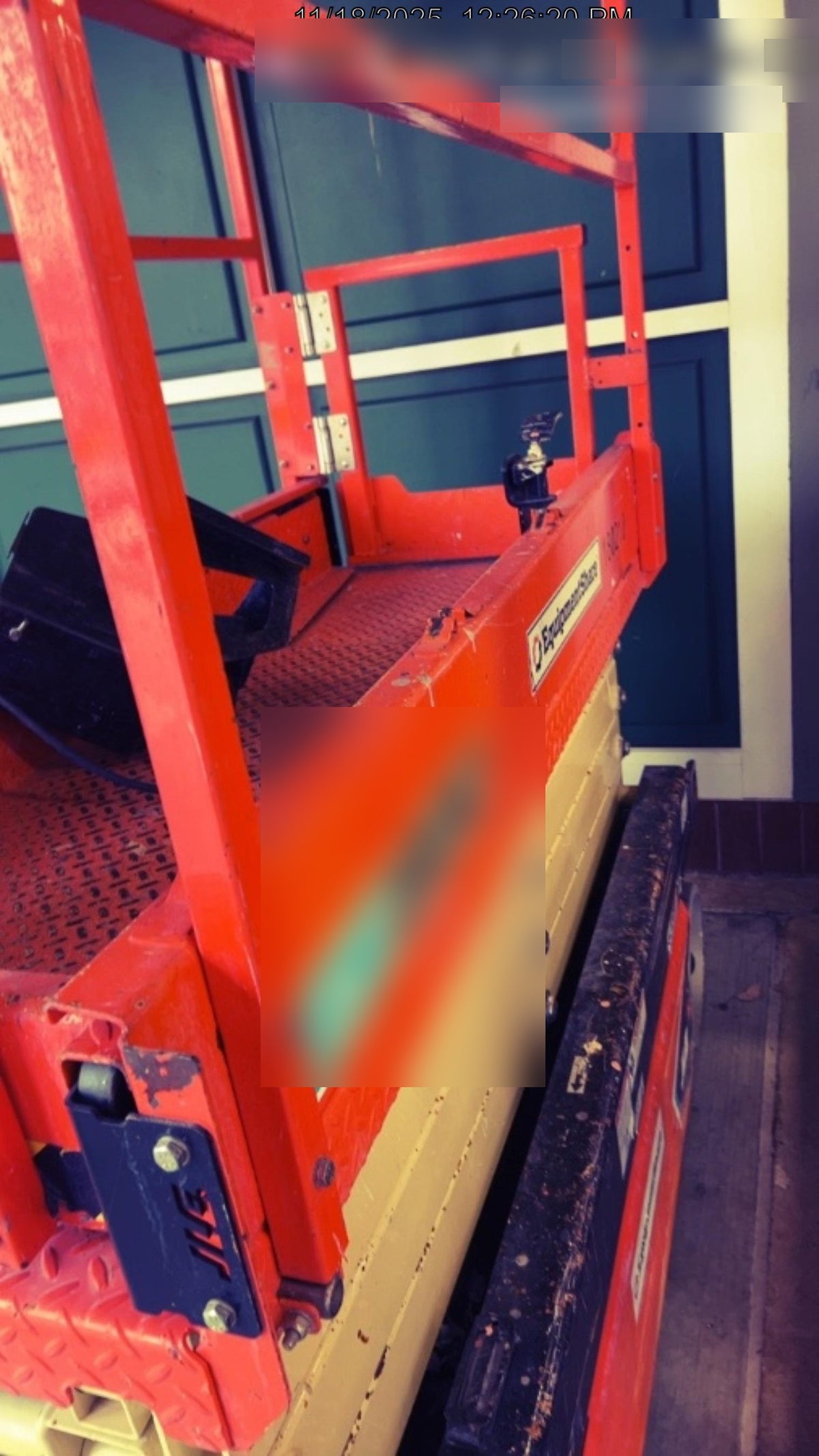 2021 JLG ES1932