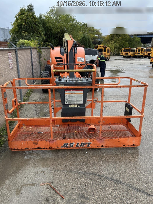 2018 JLG 600AJ